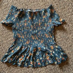 Floral shirt never worn